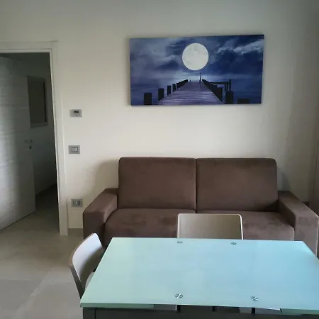 3 Oblo Apartment *